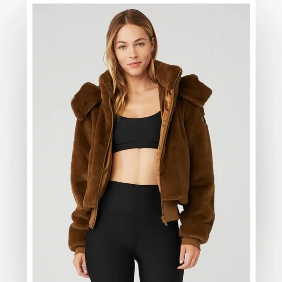 Alo Yoga Faux Fur Foxy Jacket - Picture 2 of 3